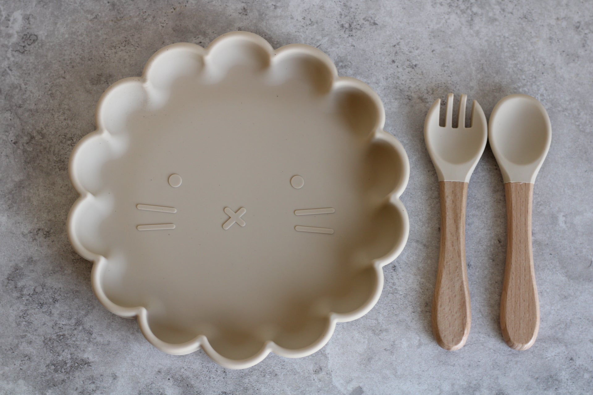 Biscuit Children's 3 piece suction plate set