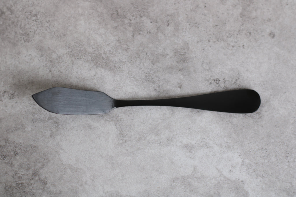 Black butter knife - 15cm
