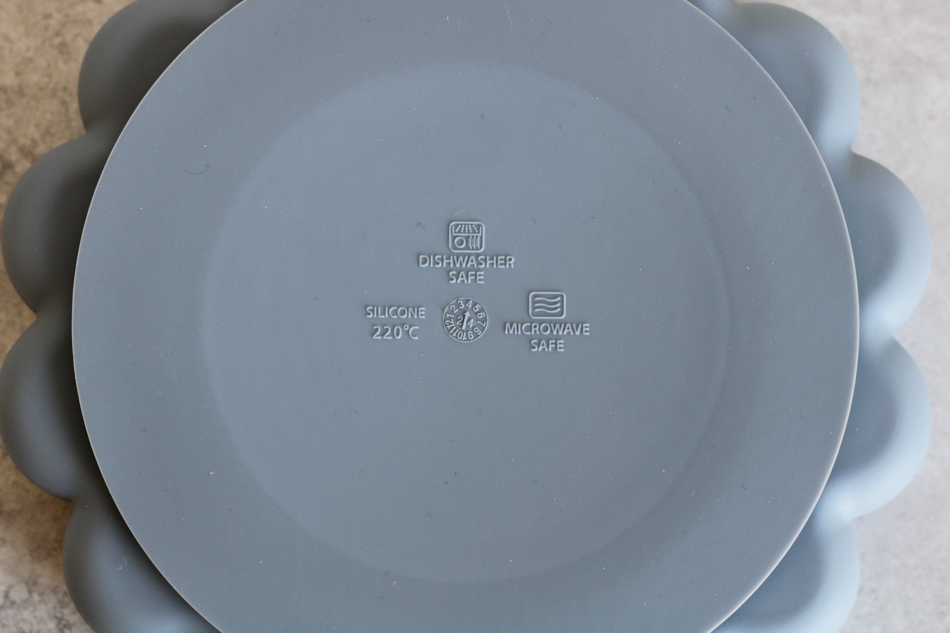 Blue Grey Pink Children's 3 piece suction plate set