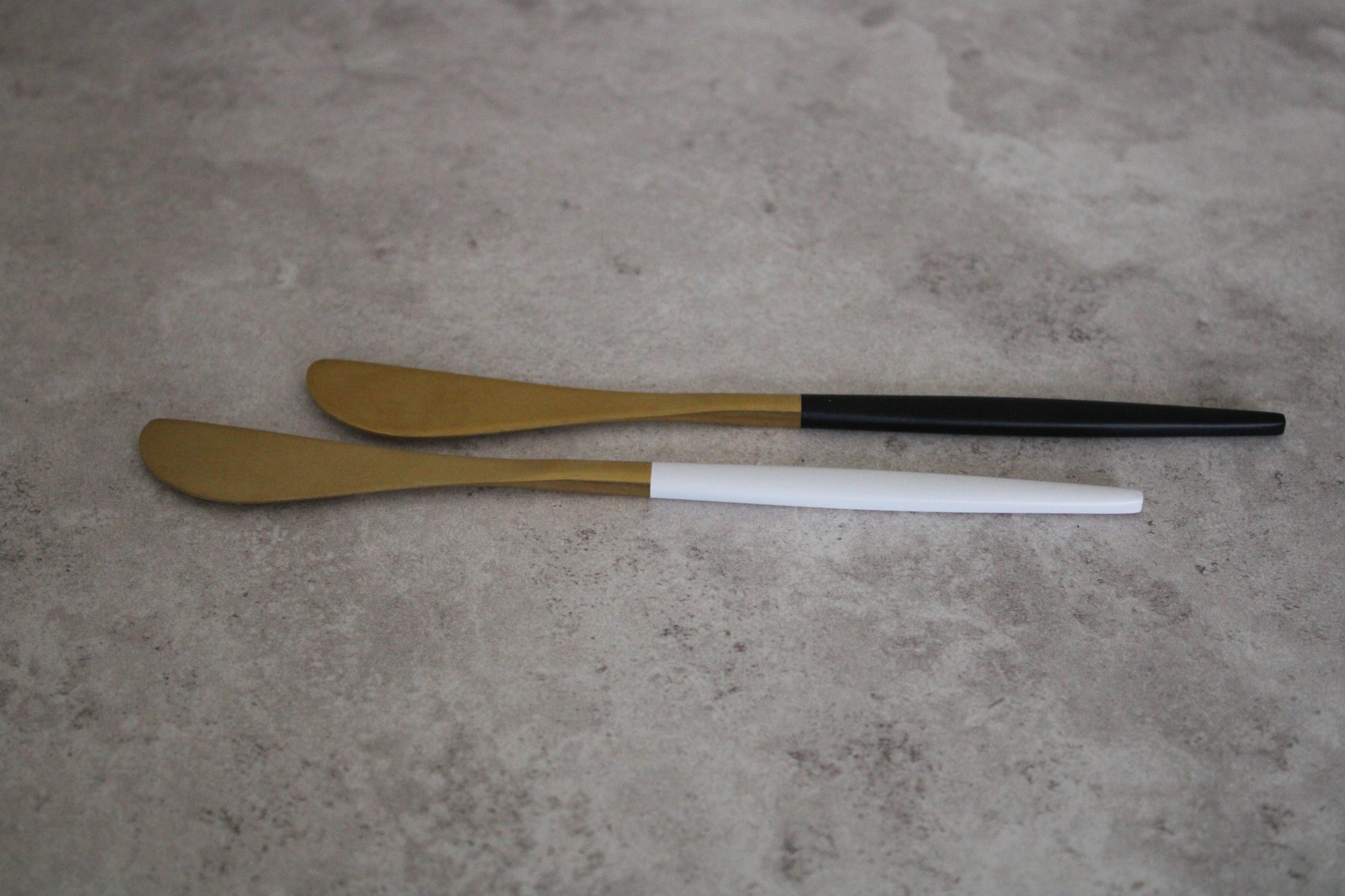 Black and Gold Stainless Steel Butter knife - 17cm