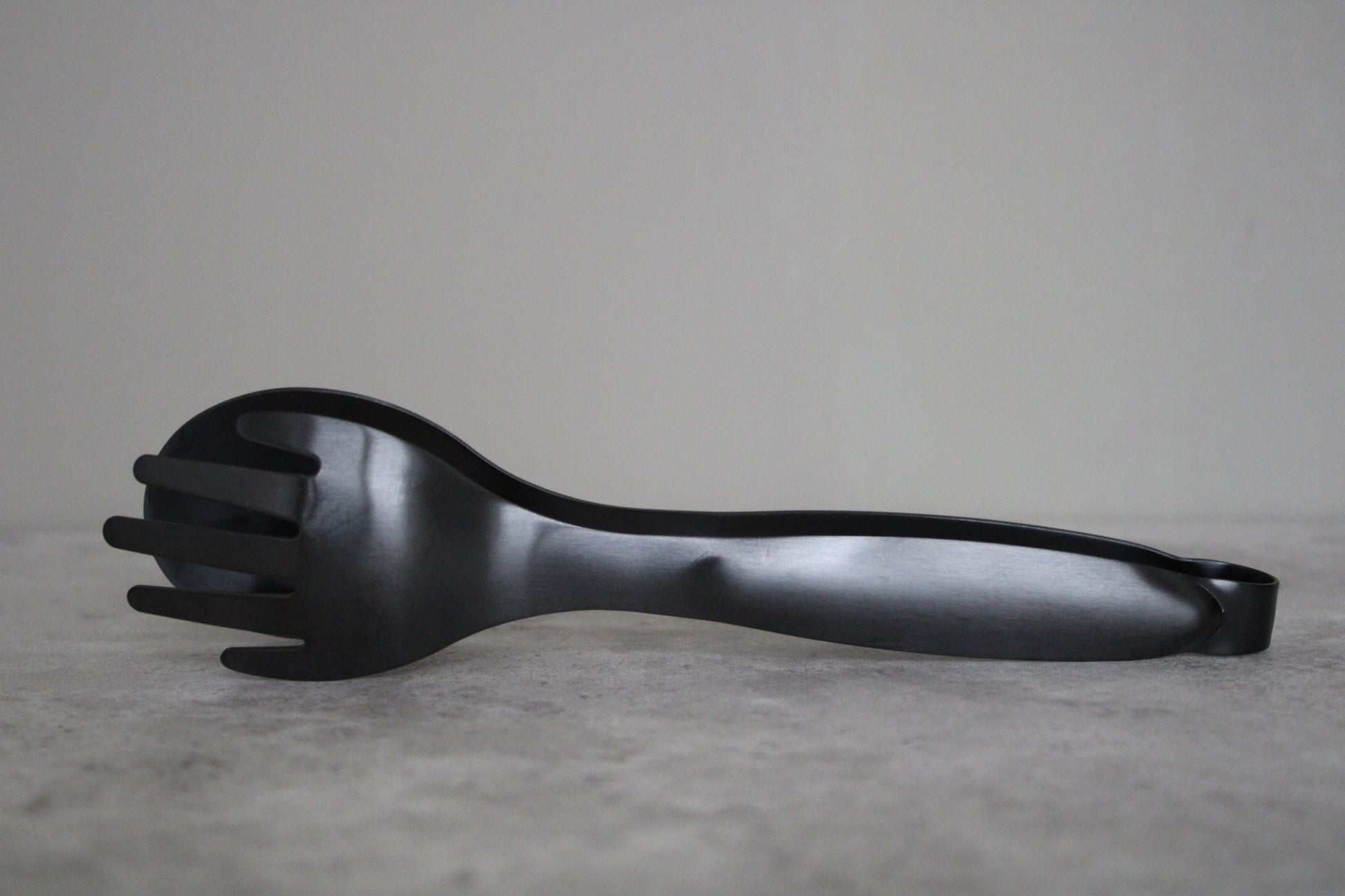 Black Stainless Steel Serving Tongs - 20cm