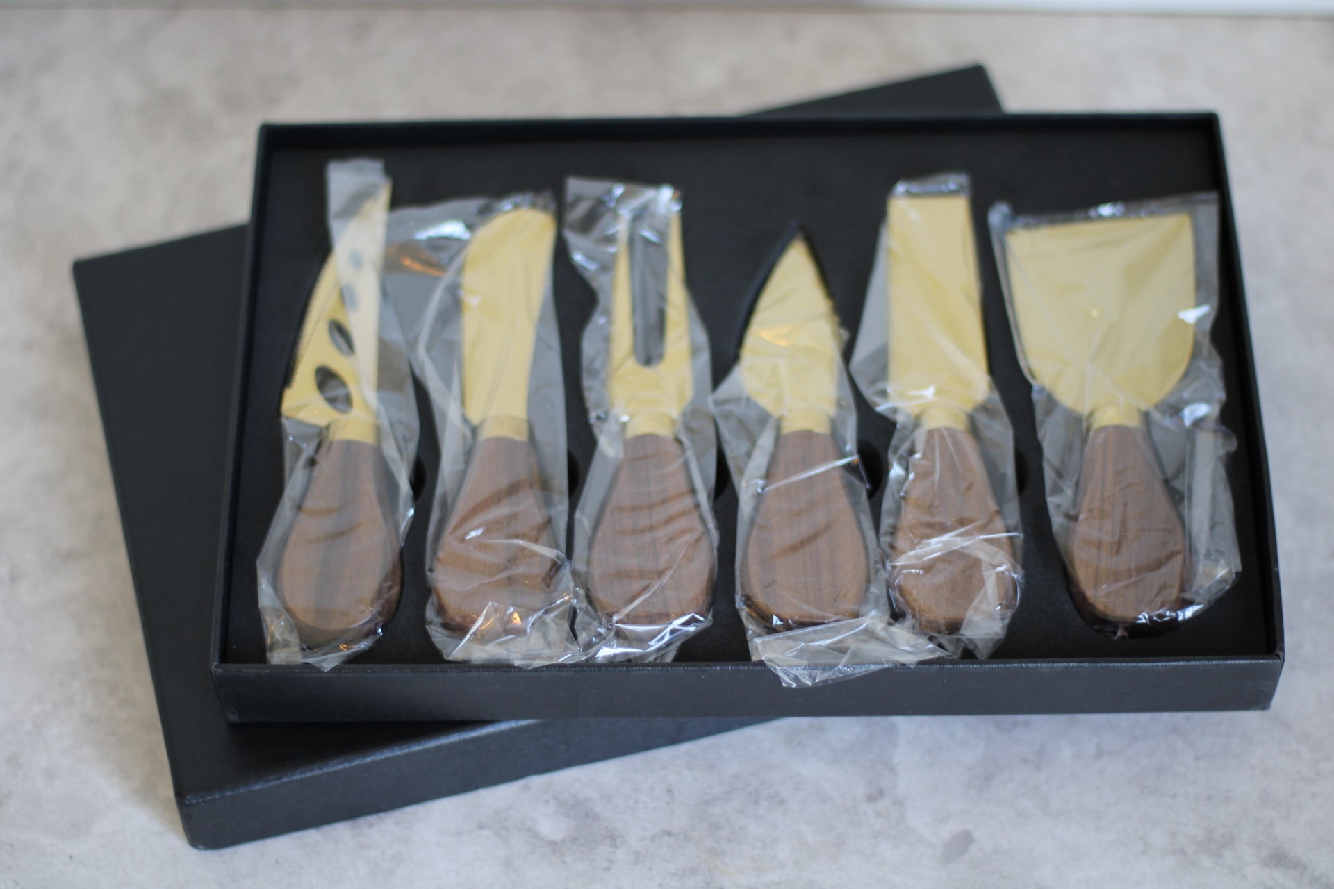 Gold & Wood 6 piece Luxury Boxed Cheese Knife Set