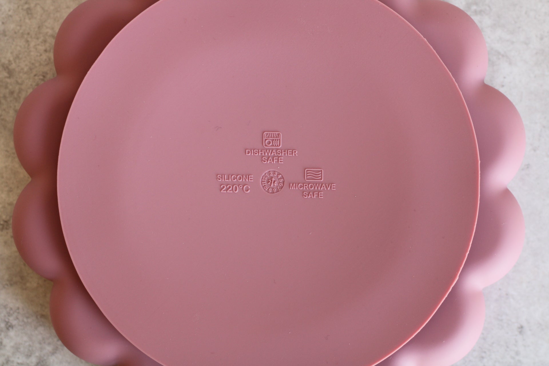Berry Pink Children's 3 piece suction plate set