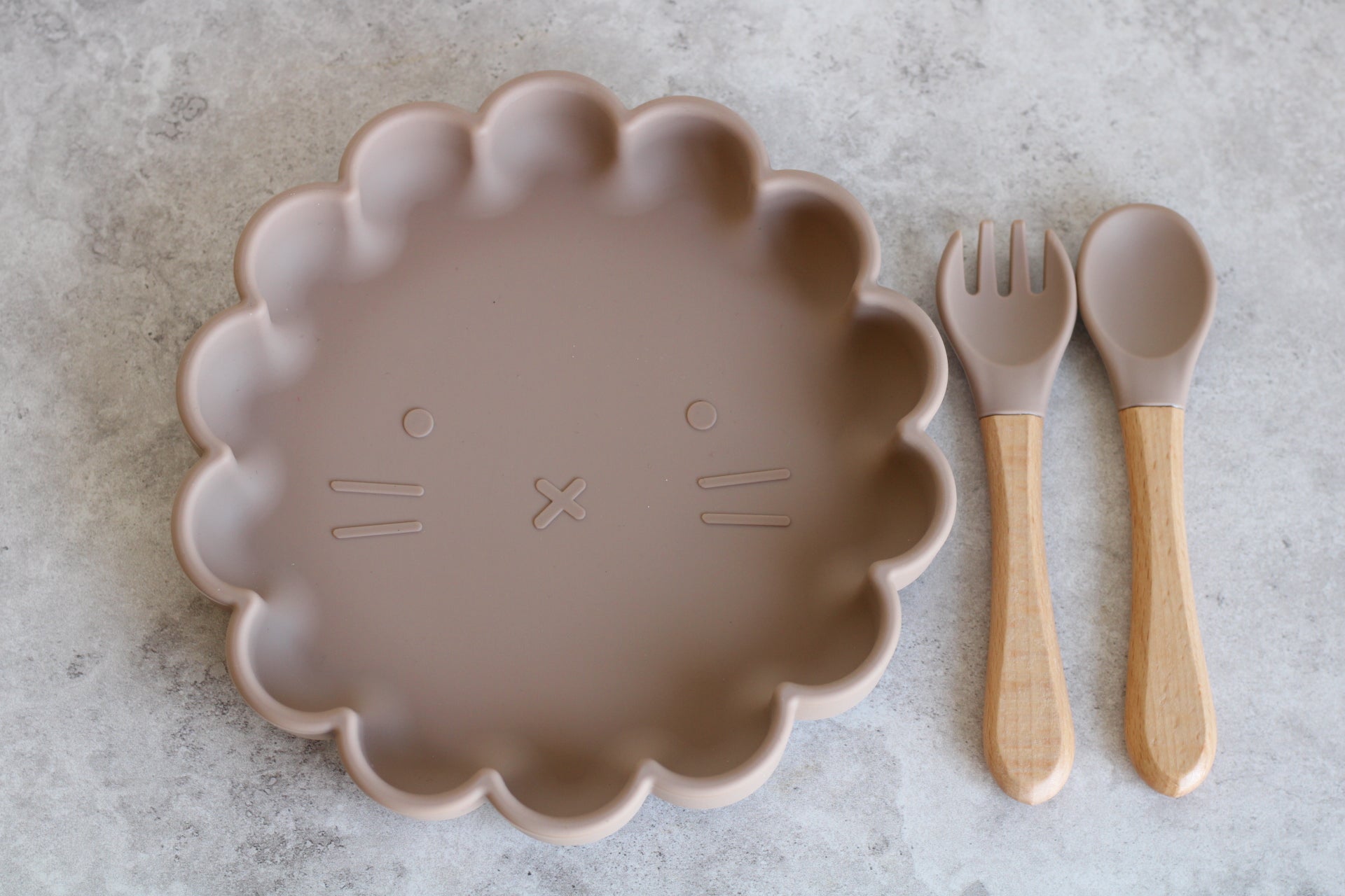Taupe Children's 3 piece suction plate set