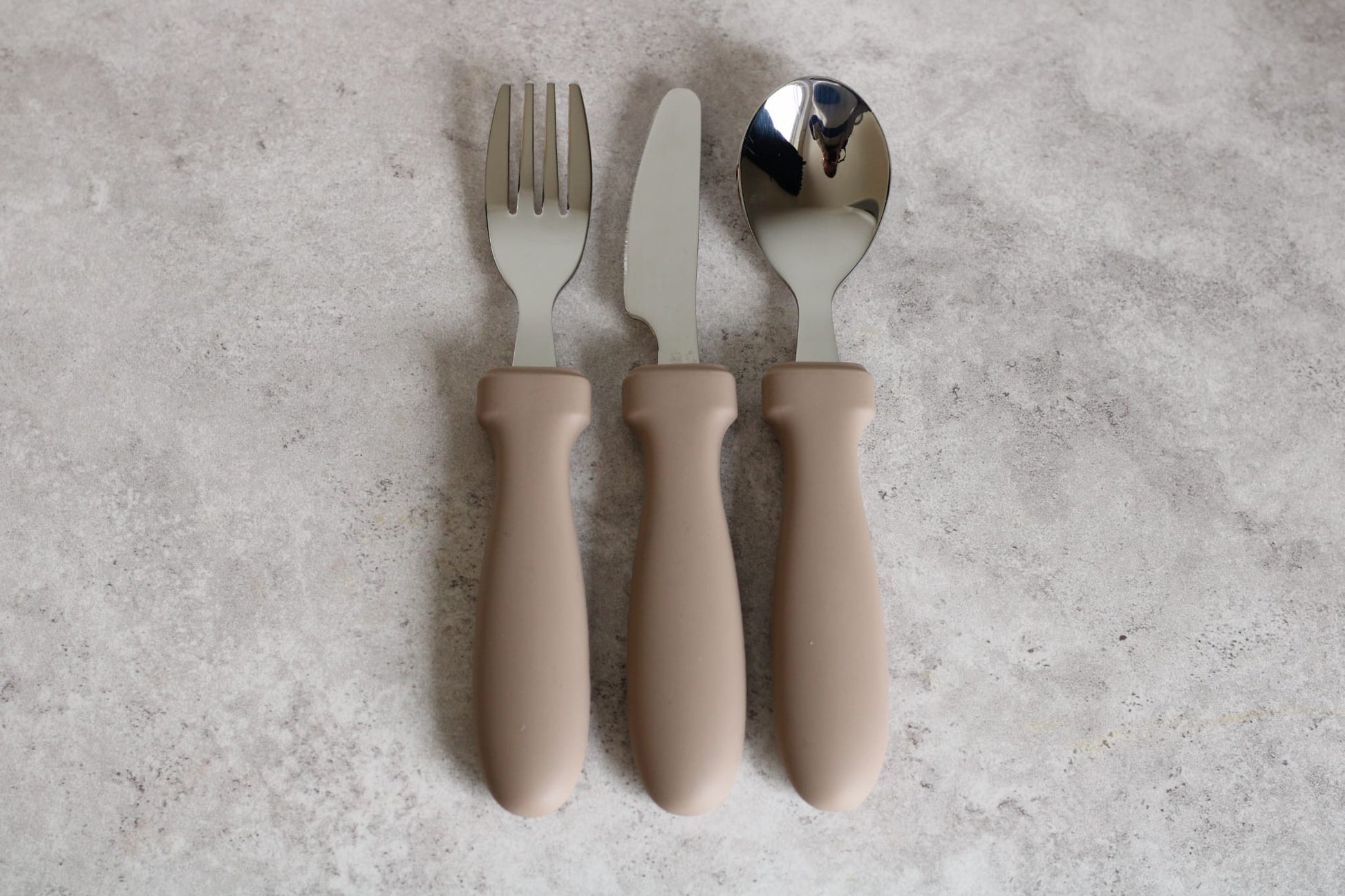 Taupe Children's 3 piece cutlery set