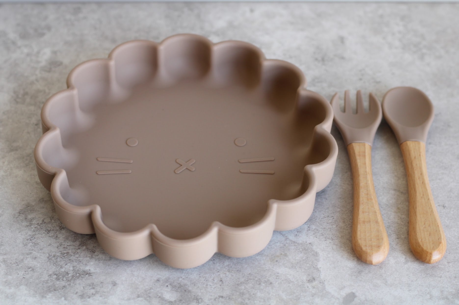 Taupe Children's 3 piece suction plate set